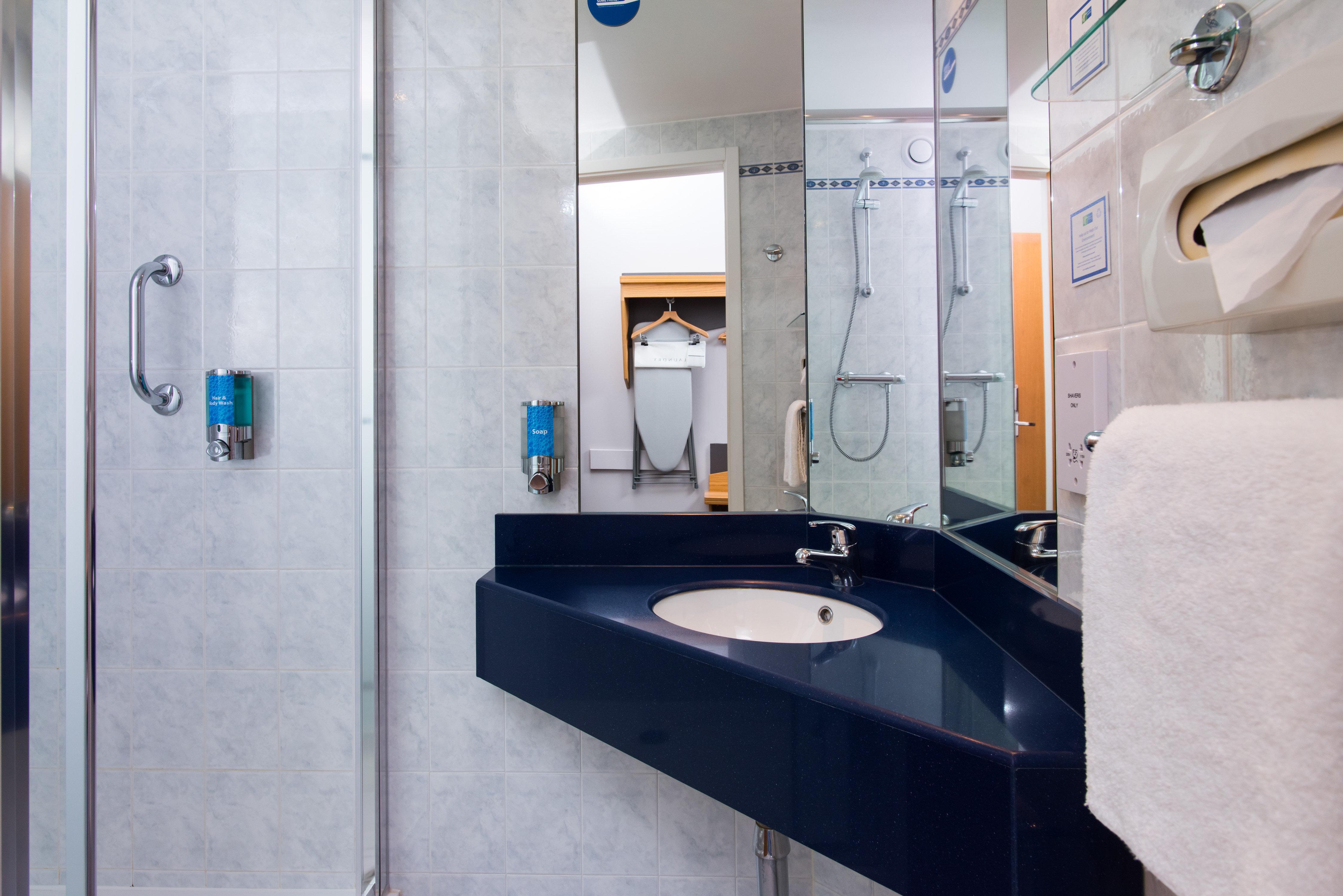 Holiday Inn Express Northampton - South By Ihg Zewnętrze zdjęcie