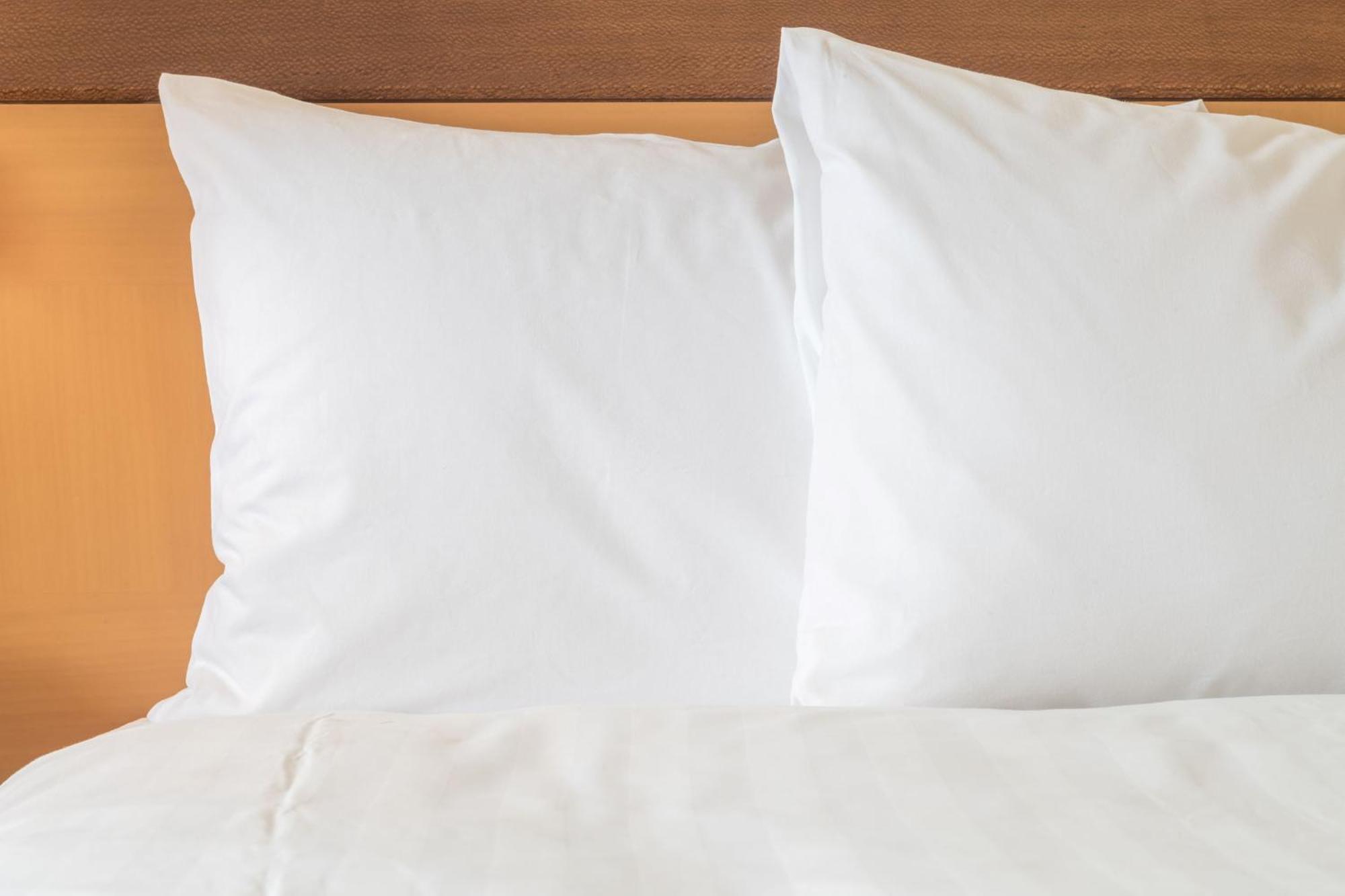 Holiday Inn Express Northampton - South By Ihg Zewnętrze zdjęcie